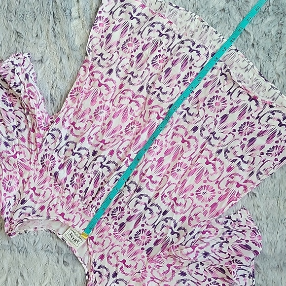 Ariat Pink/Purple Short Sleeve Blouse, Women's Size Extra Small, Great Condition - Picture 3 of 6